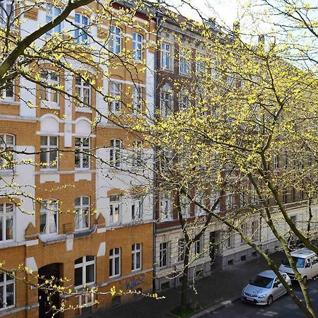 SCHÖNER WOHNEN IM DENKMAL - großzügig geschnitten, kostenfreies WLAN Leipzig Exterior foto